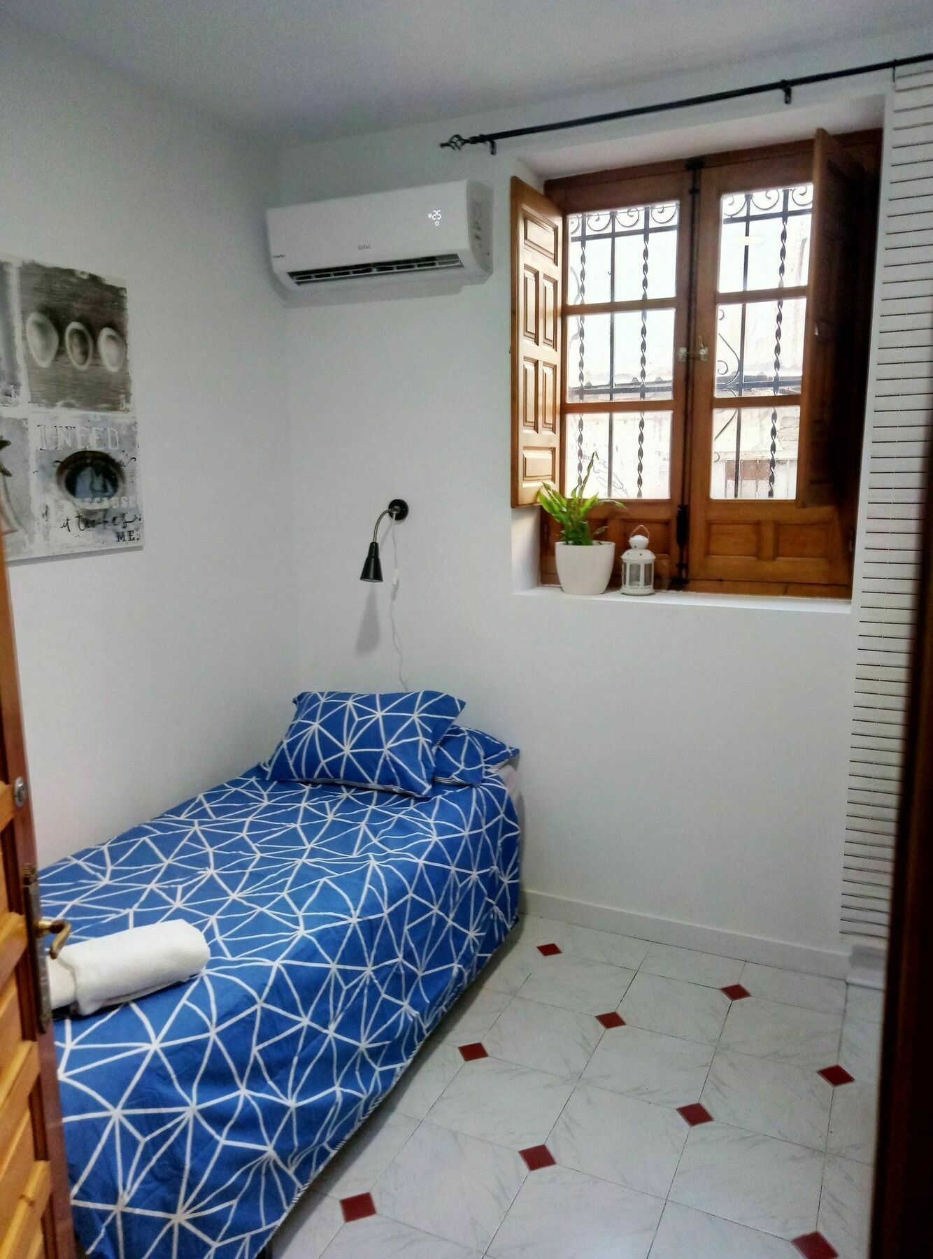Conde Cecilio Hotel Granada Luaran gambar